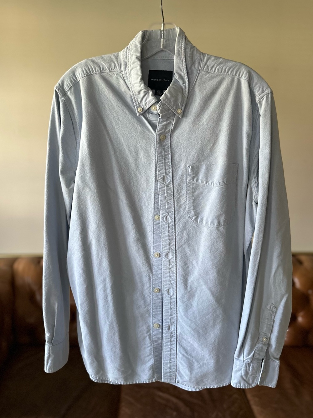 100% COTTON American Eagle Outfitters • Light Blue Button-Down Shirt